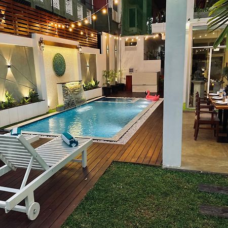 8 Plus Luxury Apartments Negombo Exterior foto