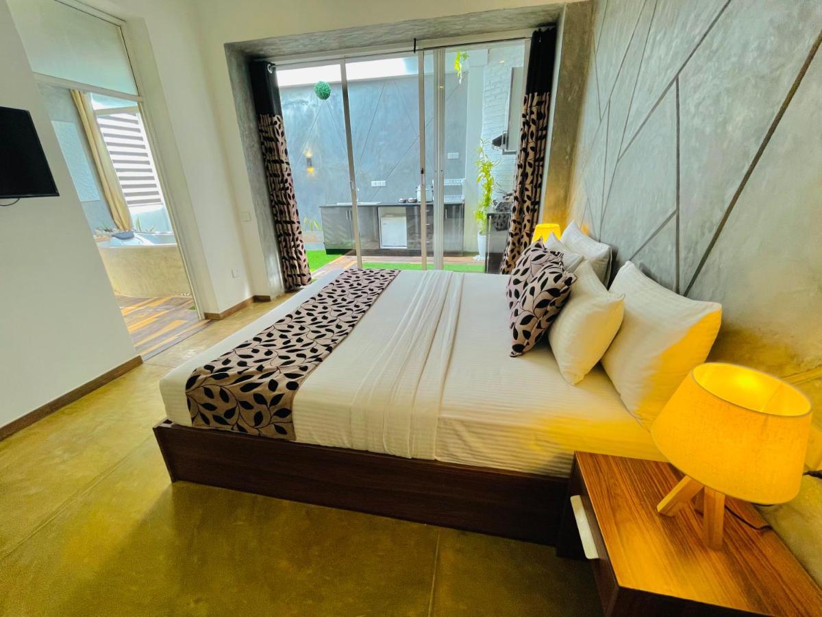 8 Plus Luxury Apartments Negombo Exterior foto