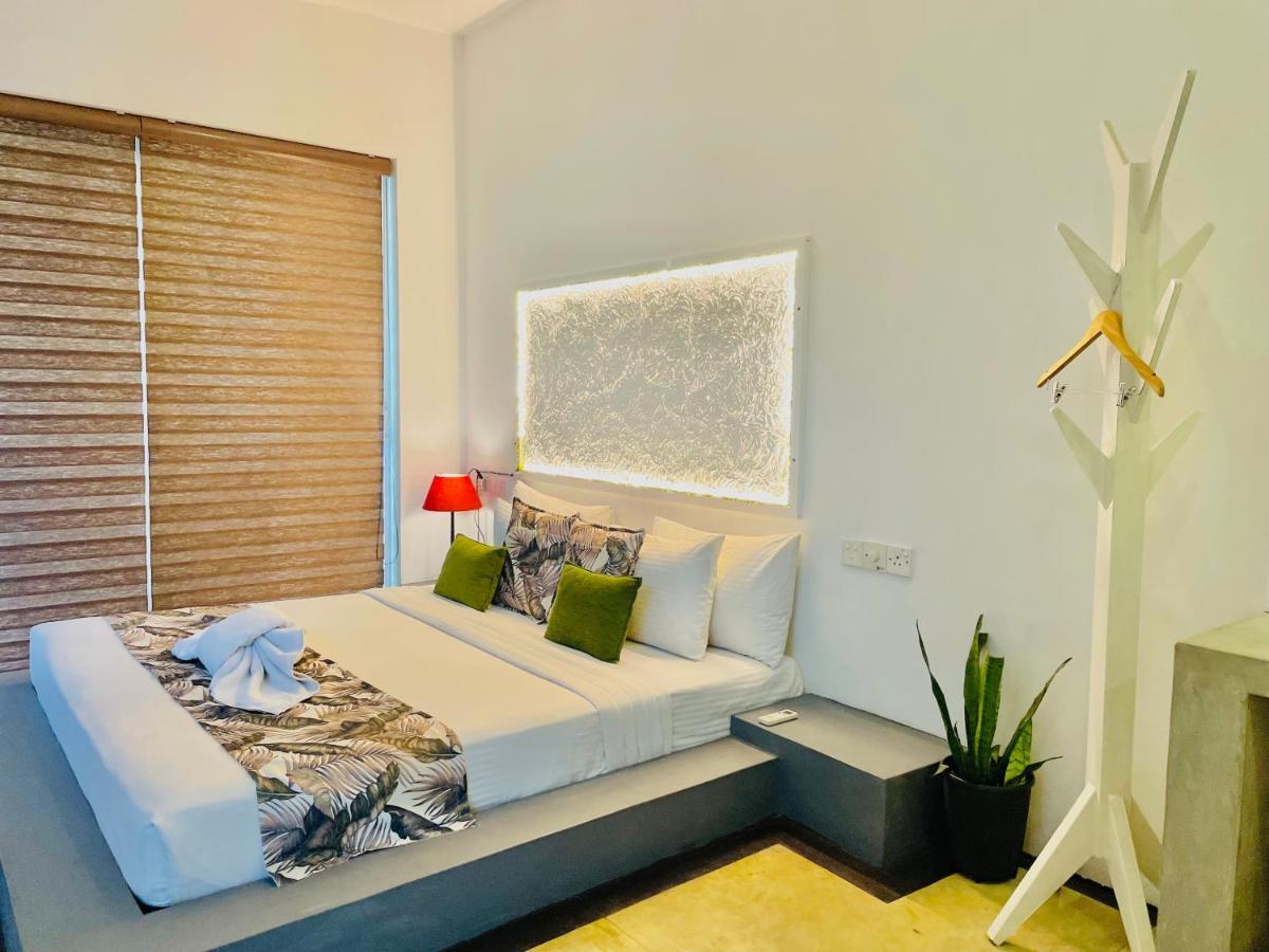8 Plus Luxury Apartments Negombo Exterior foto