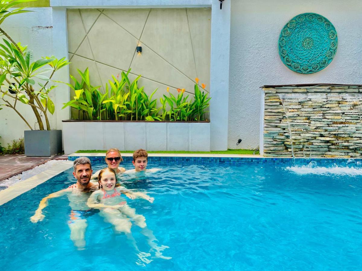 8 Plus Luxury Apartments Negombo Exterior foto